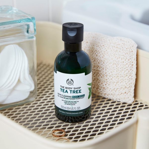 Tea Tree - Larës Trupi për Pastrimin e Lëkurës